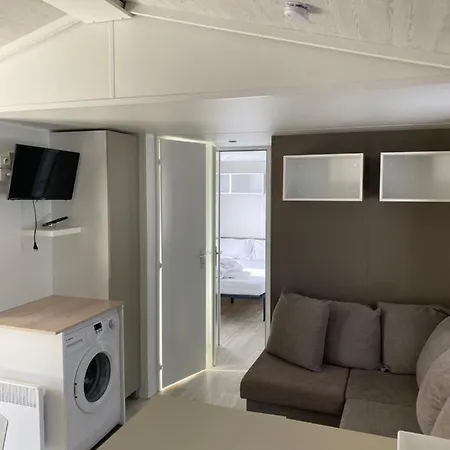 Mobil-home 8 10 Personnes Camping Le Bois Dormant Campeggio 4*